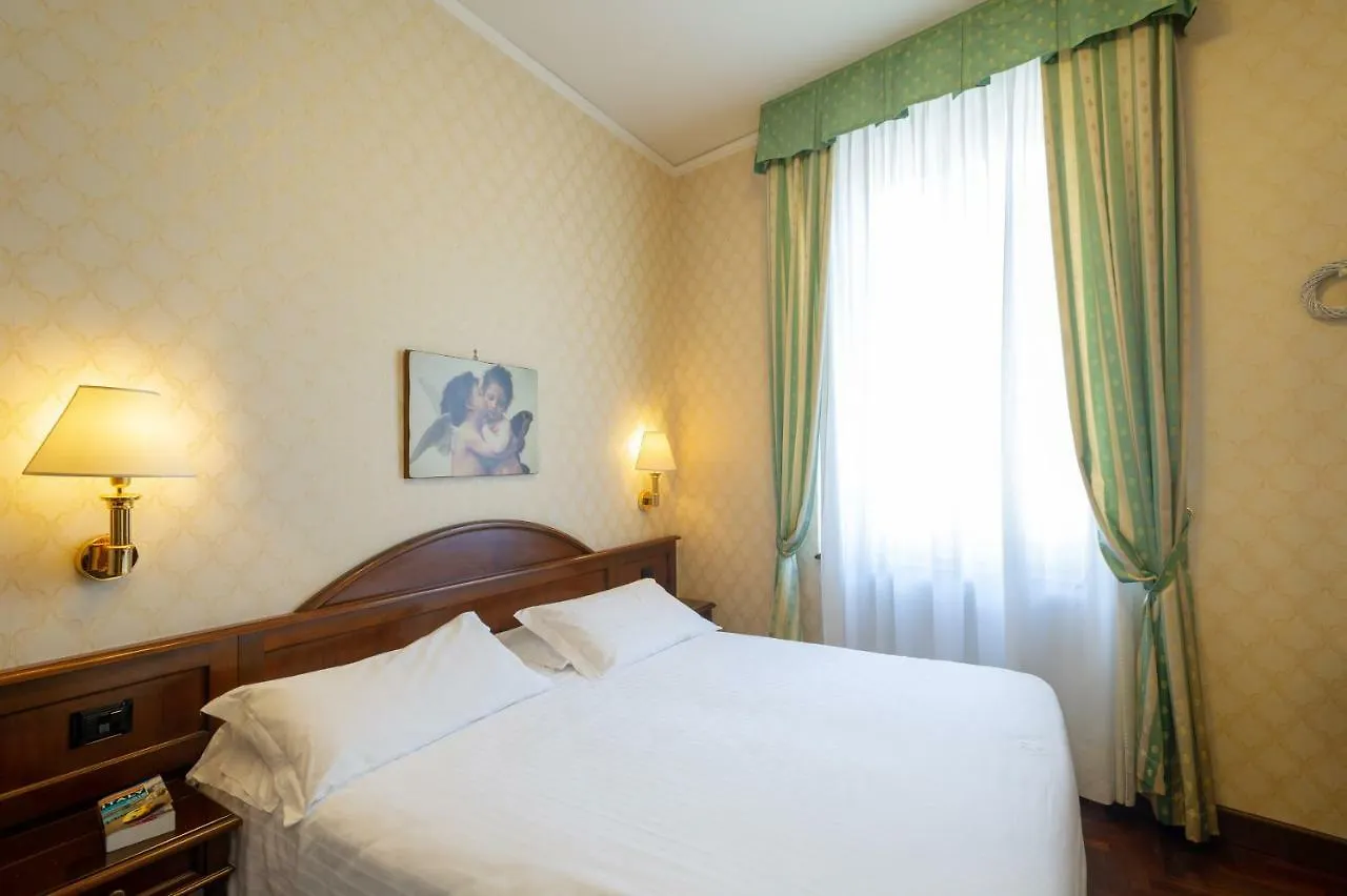 ***  Hotel Boccaccio Firenze Olaszország